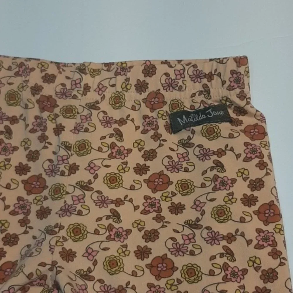 Matilda Jane Stay Positive shorts size 6 New girl